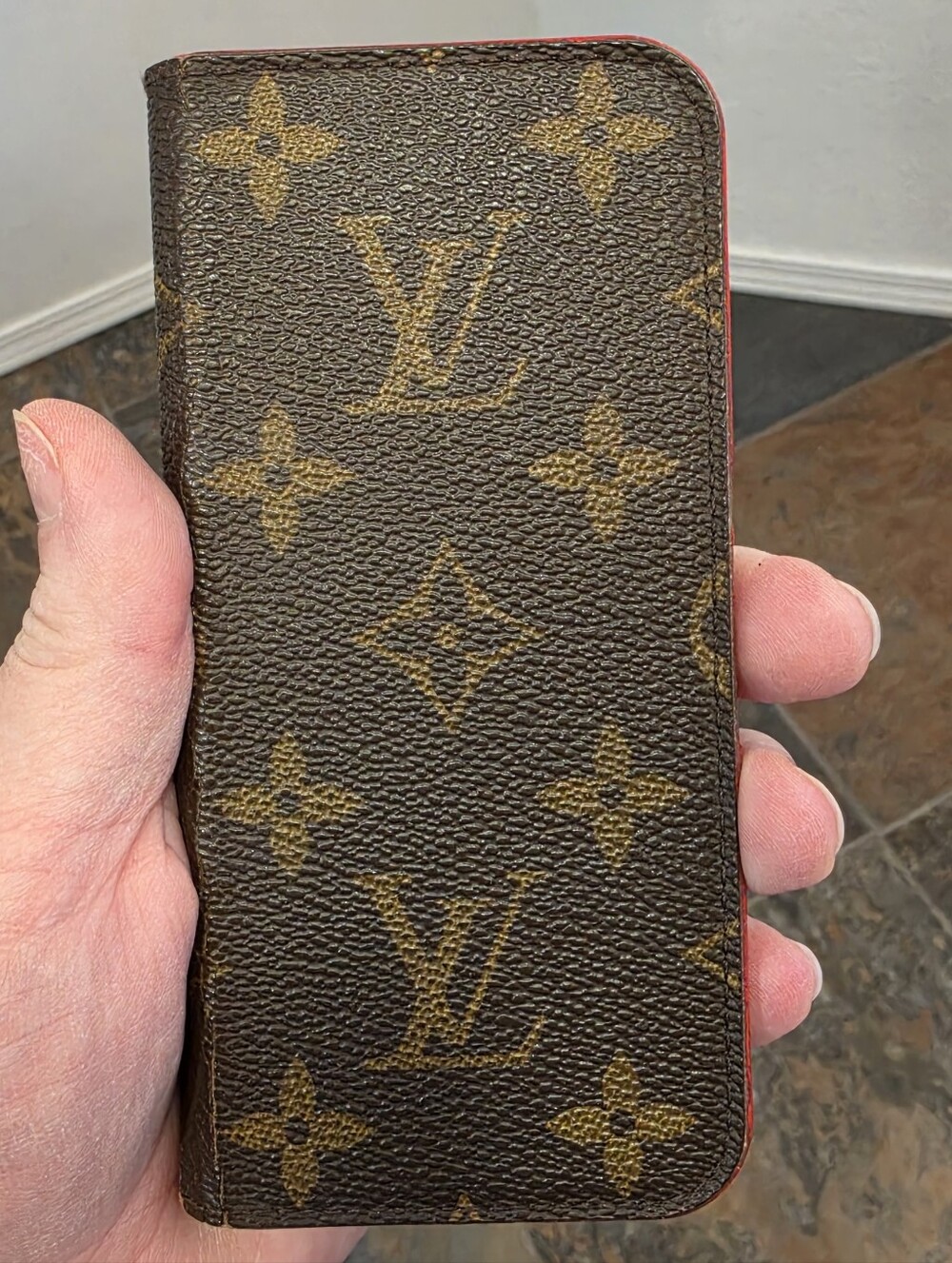 Authentic Louis Vuitton Monogram Canvas iPhone 7 Folio Case - Red Interior "AYA"